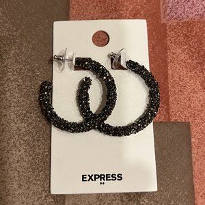 Gorgeous holiday sparkly hoop earrings! NWT